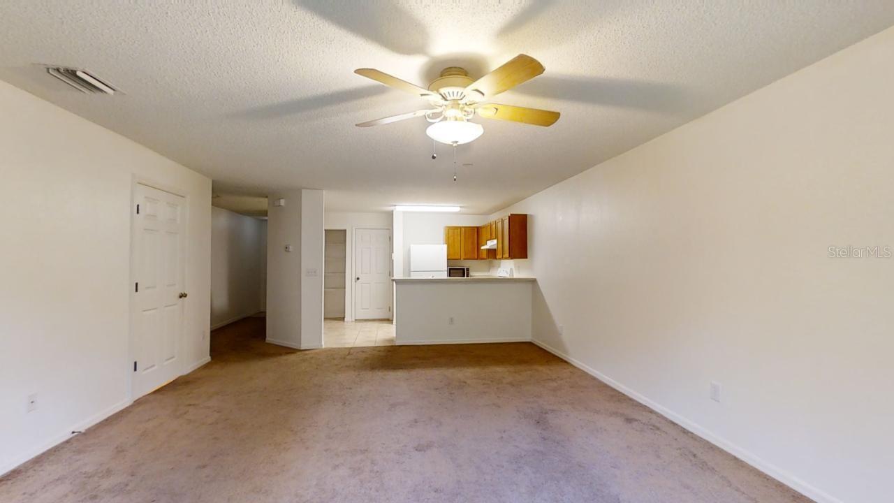 Image 8 of 24 For 4121 Winding River Way