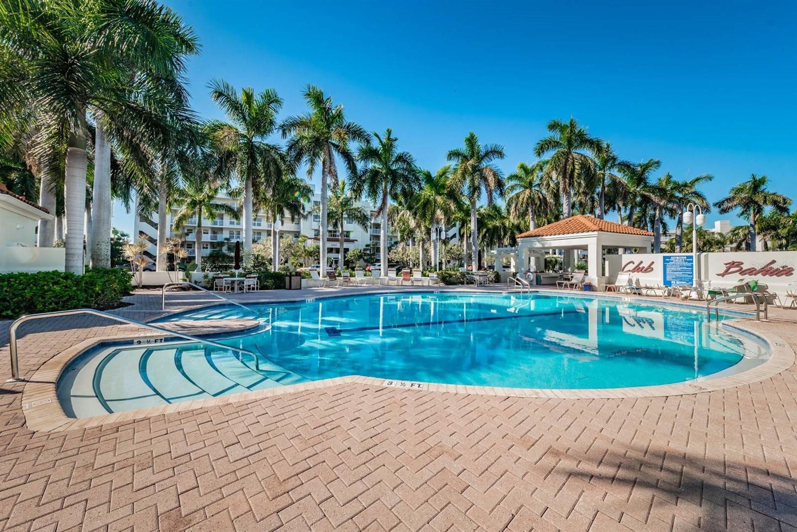 Image 3 of 25 For 6083 Bahia Del Mar Circle 460