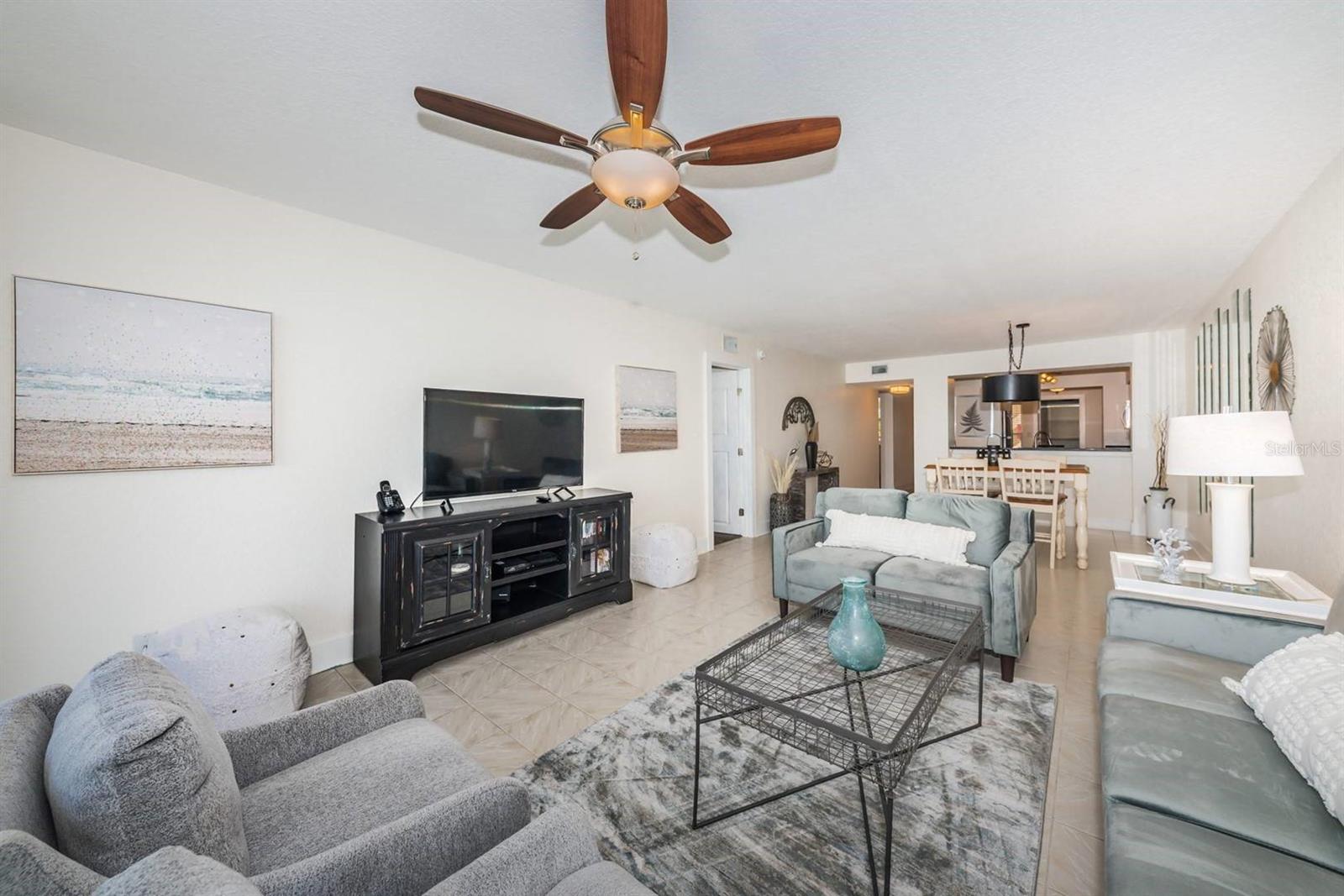 Image 9 of 25 For 6083 Bahia Del Mar Circle 460