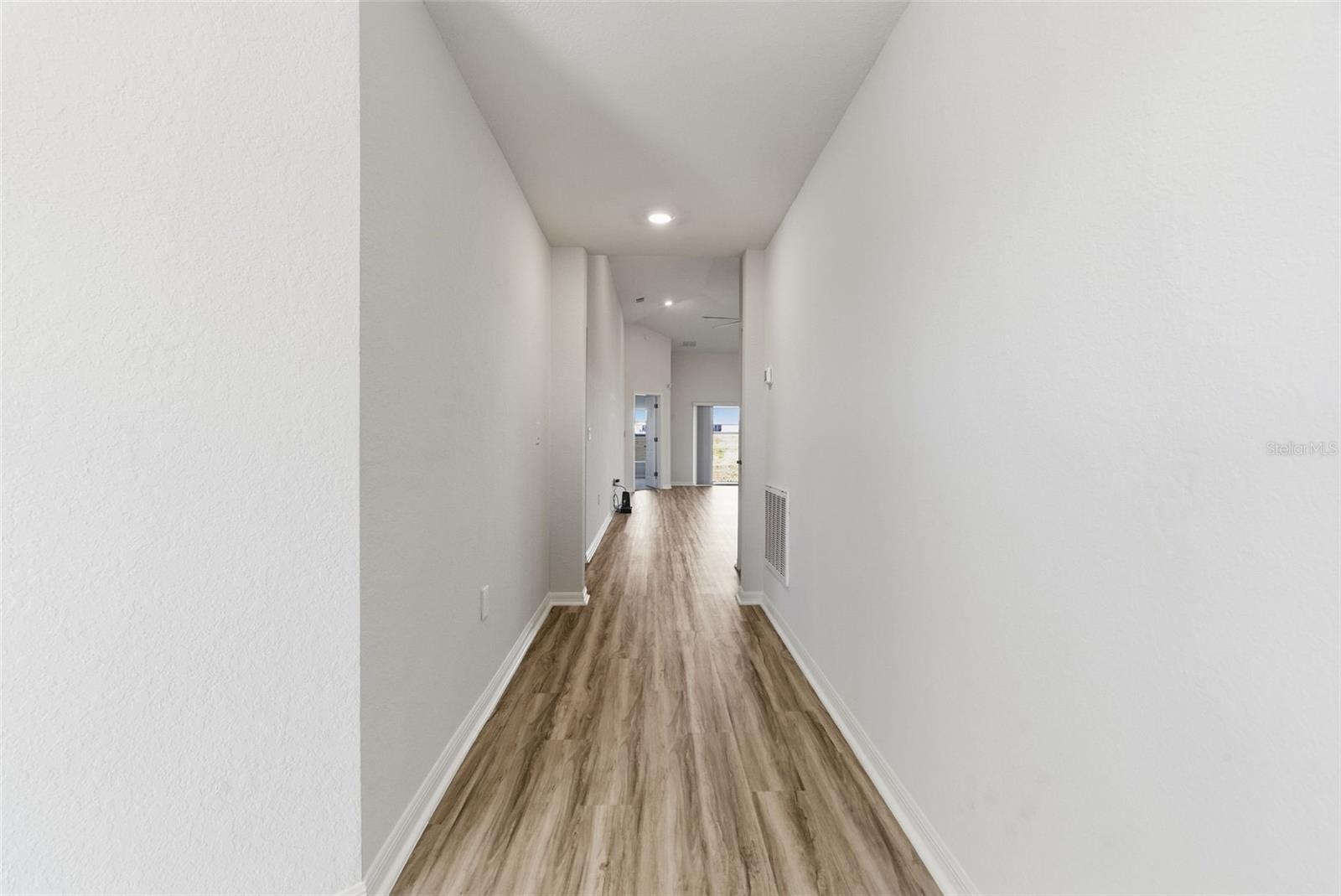 Image 14 of 53 For 2259 Sunset Way