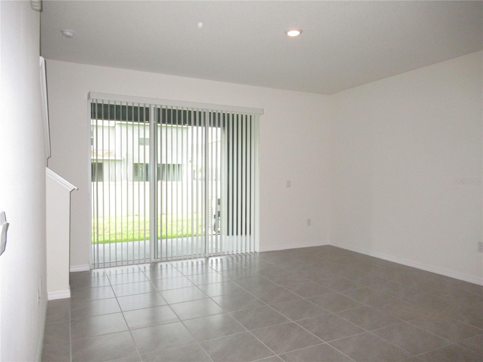 Image 15 of 38 For 33062 Frosted Clover Way