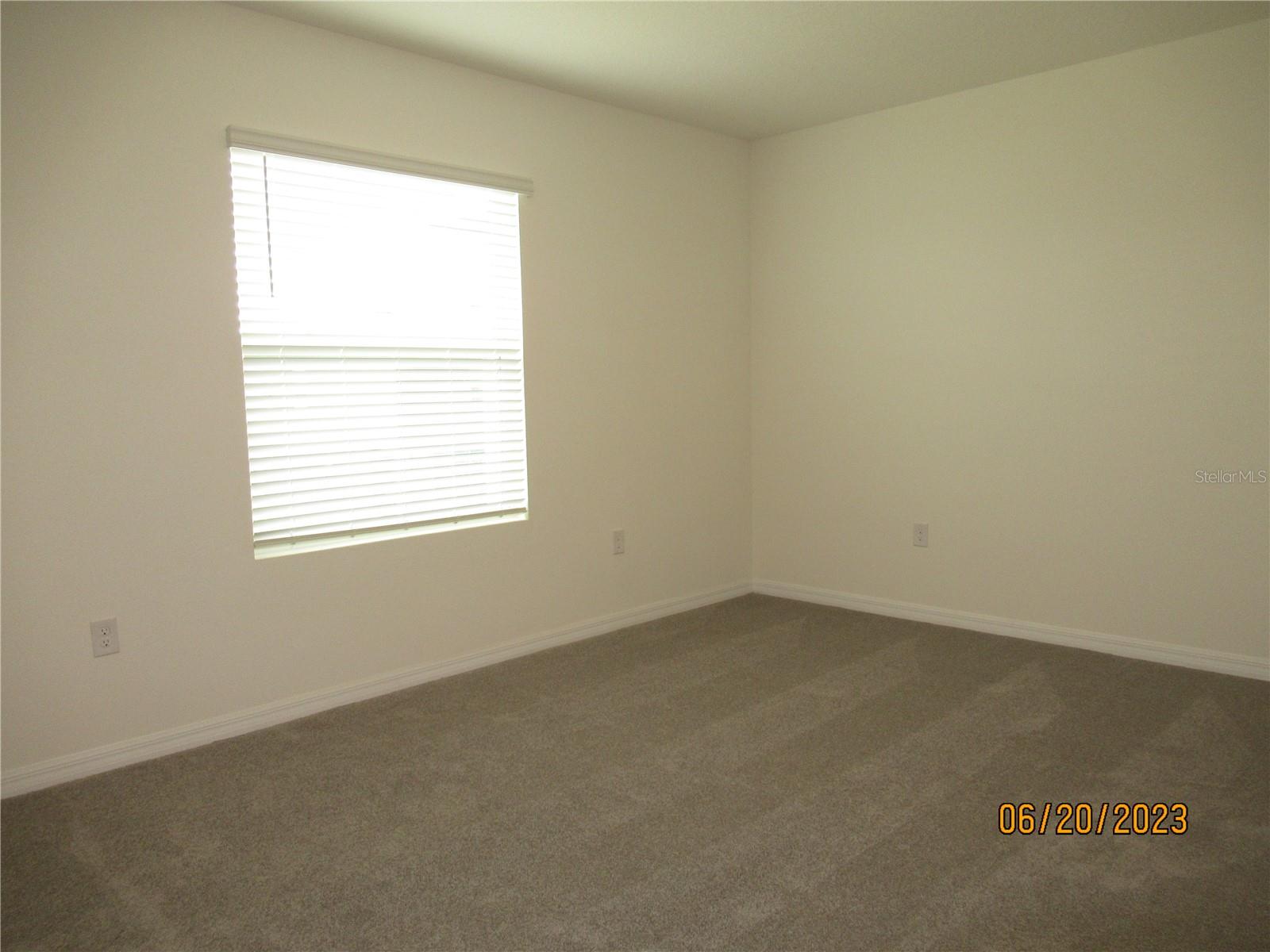 Image 18 of 38 For 33062 Frosted Clover Way