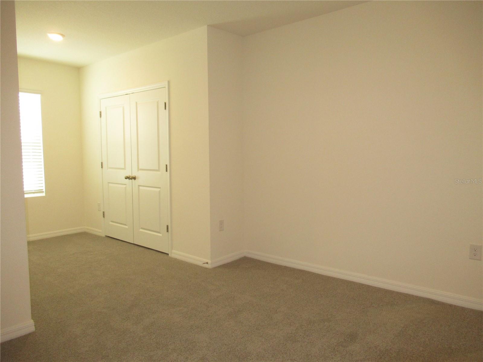 Image 35 of 38 For 33062 Frosted Clover Way