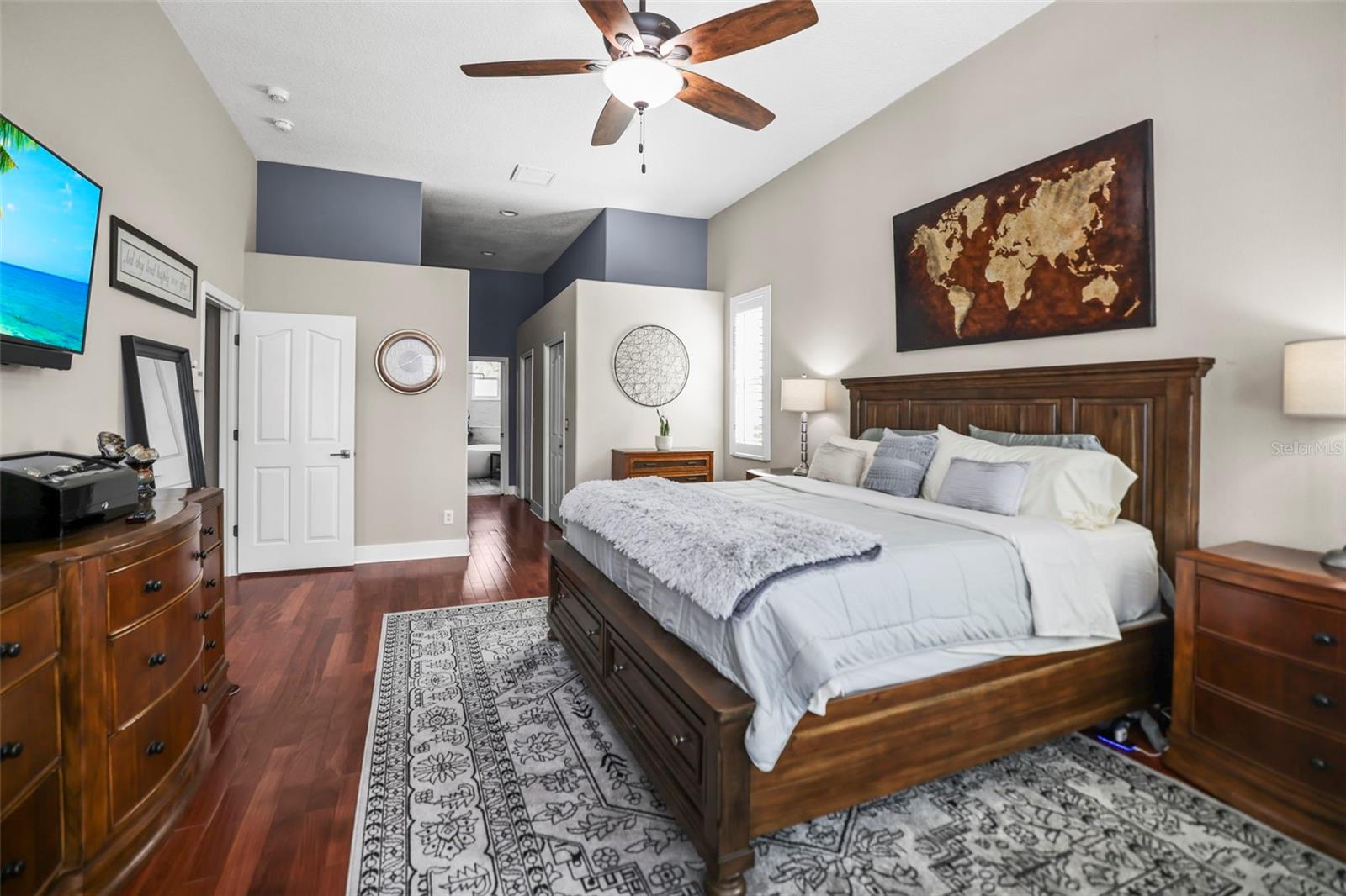 Image 37 of 98 For 18406 Eastwyck Dr