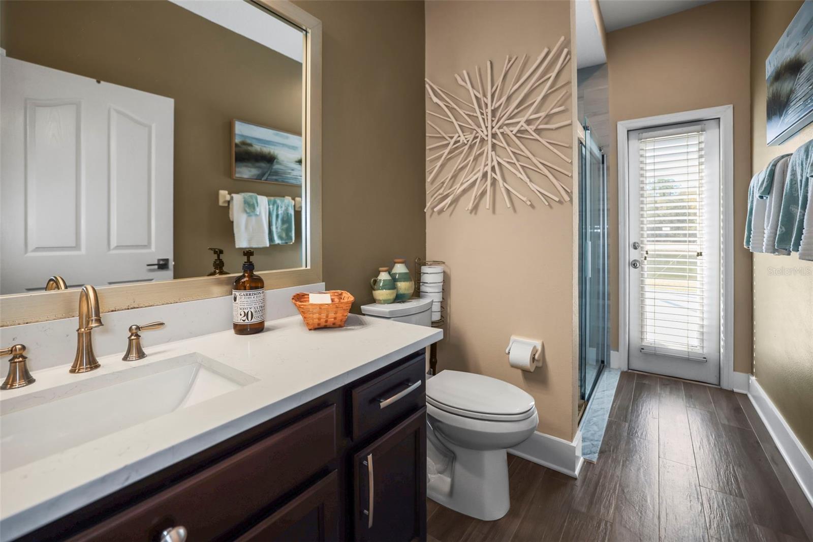 Image 55 of 98 For 18406 Eastwyck Dr