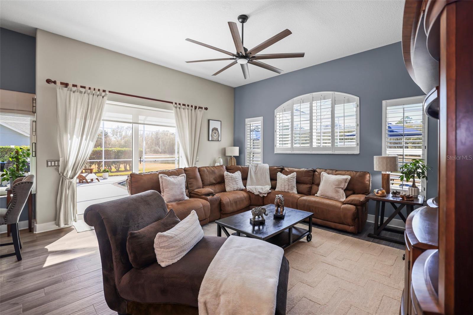 Image 7 of 98 For 18406 Eastwyck Dr