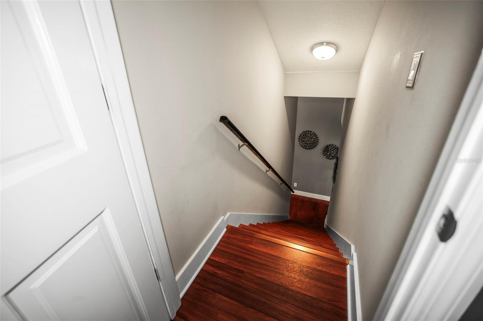 Image 72 of 98 For 18406 Eastwyck Dr