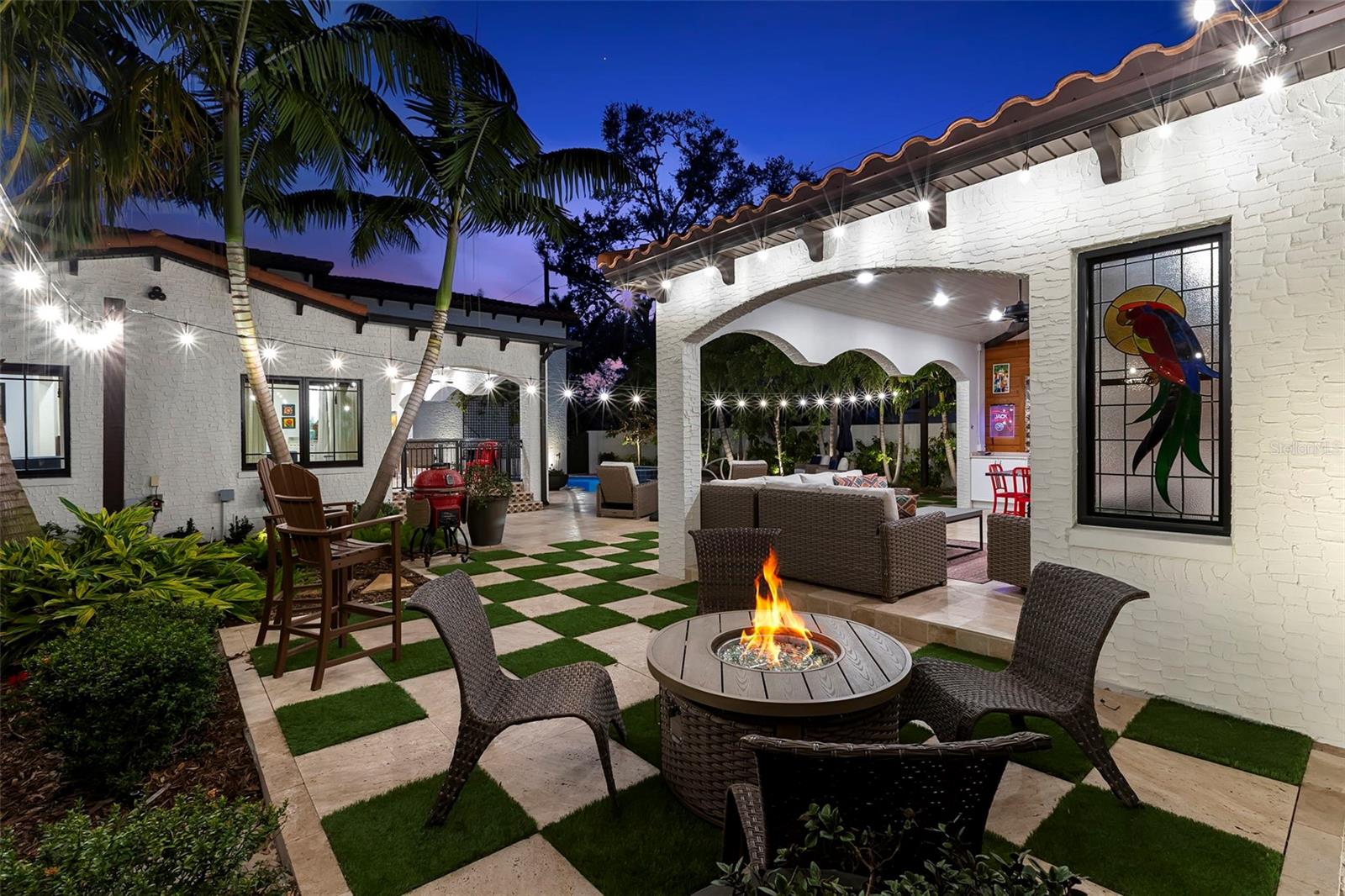 Listing photo id 1 for 815 15th Avenue Ne