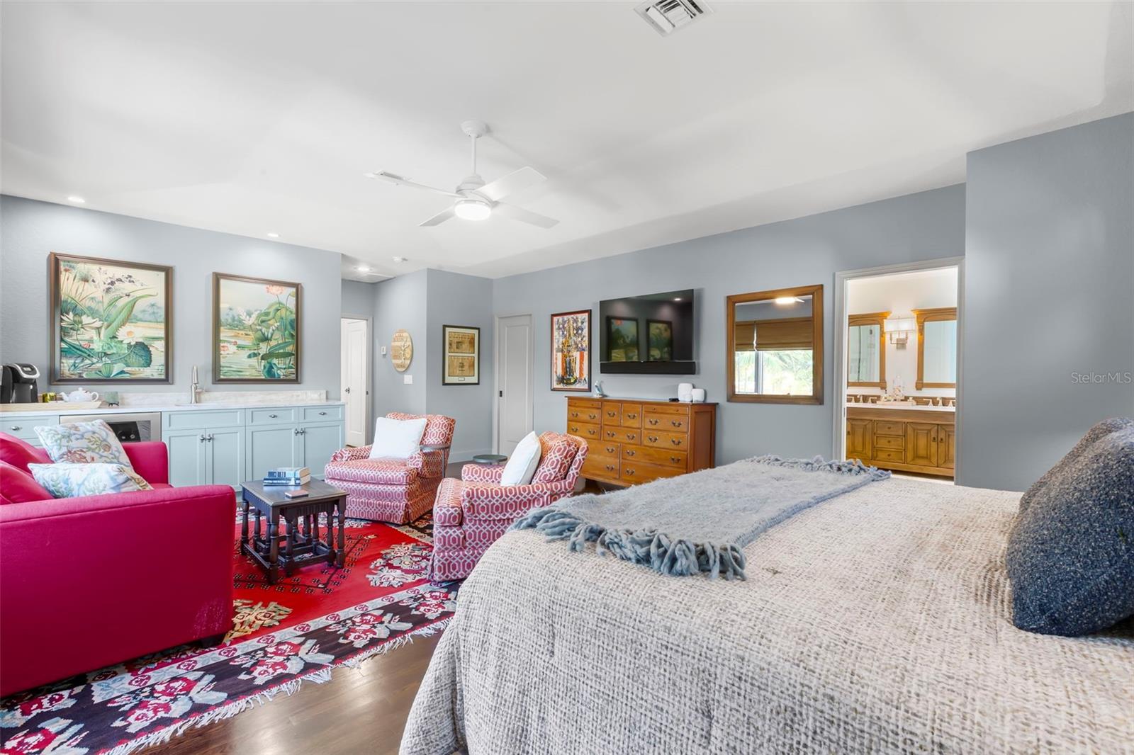 Listing photo id 36 for 815 15th Avenue Ne