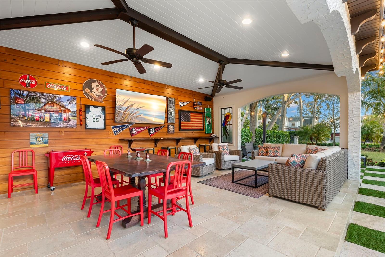 Listing photo id 56 for 815 15th Avenue Ne