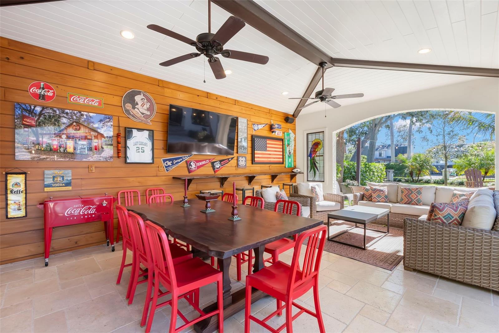 Listing photo id 58 for 815 15th Avenue Ne