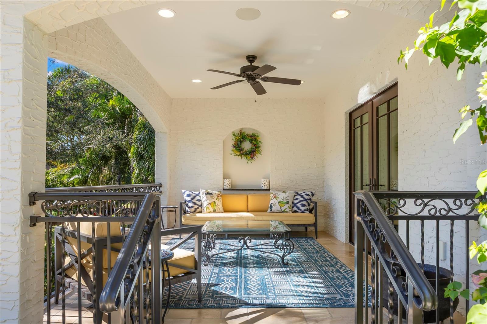 Listing photo id 88 for 815 15th Avenue Ne