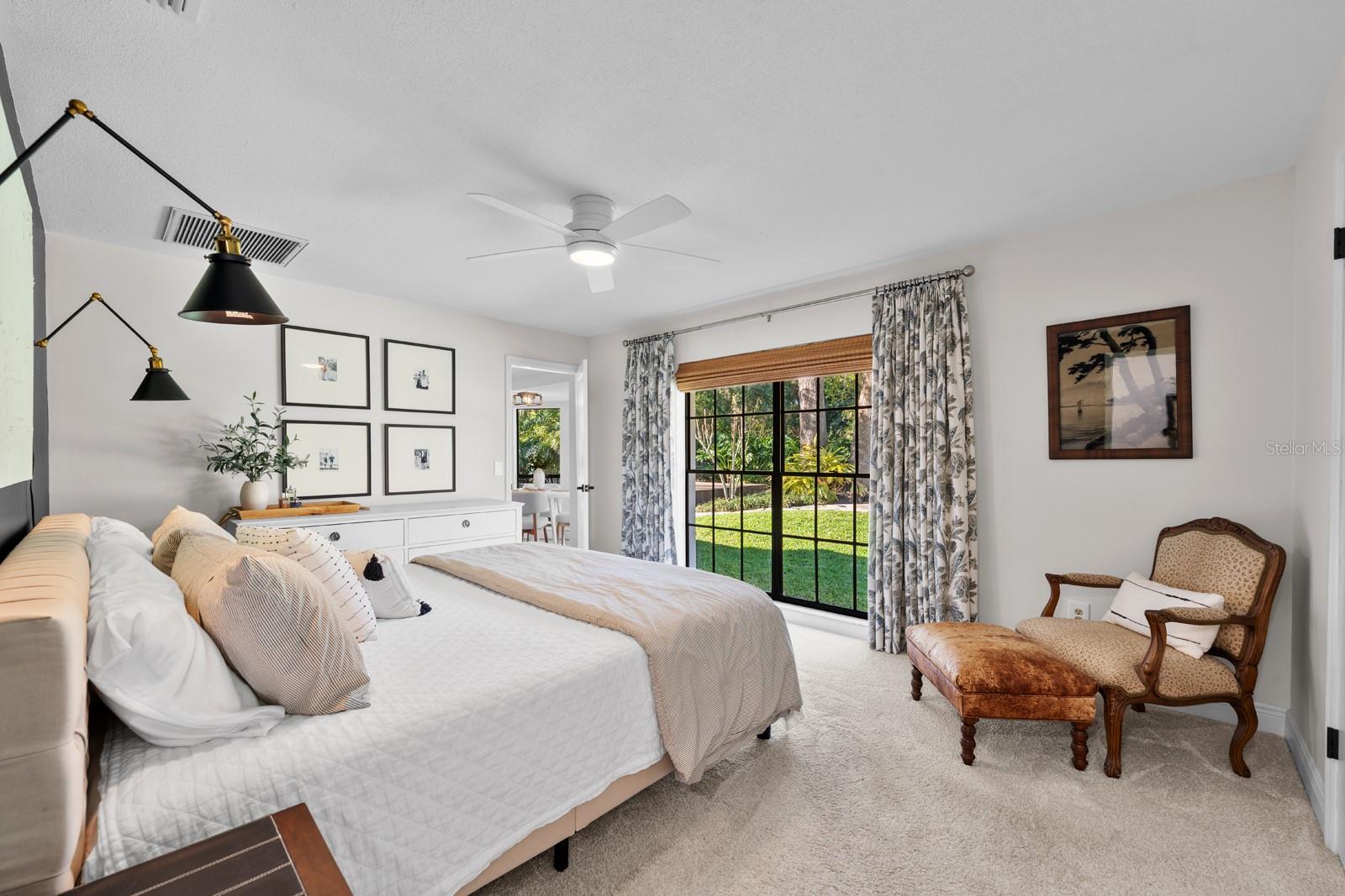 Image 14 of 33 For 2525 Laurelwood Lane