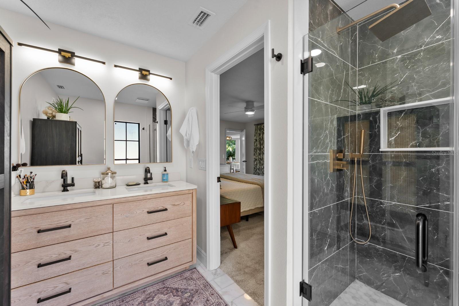 Image 16 of 33 For 2525 Laurelwood Lane