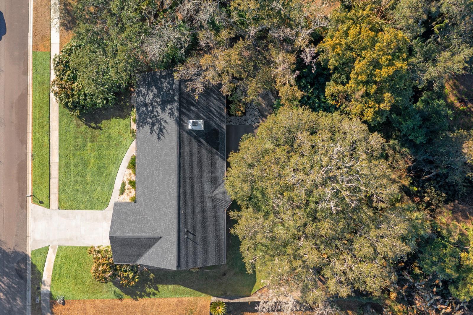 Image 25 of 33 For 2525 Laurelwood Lane