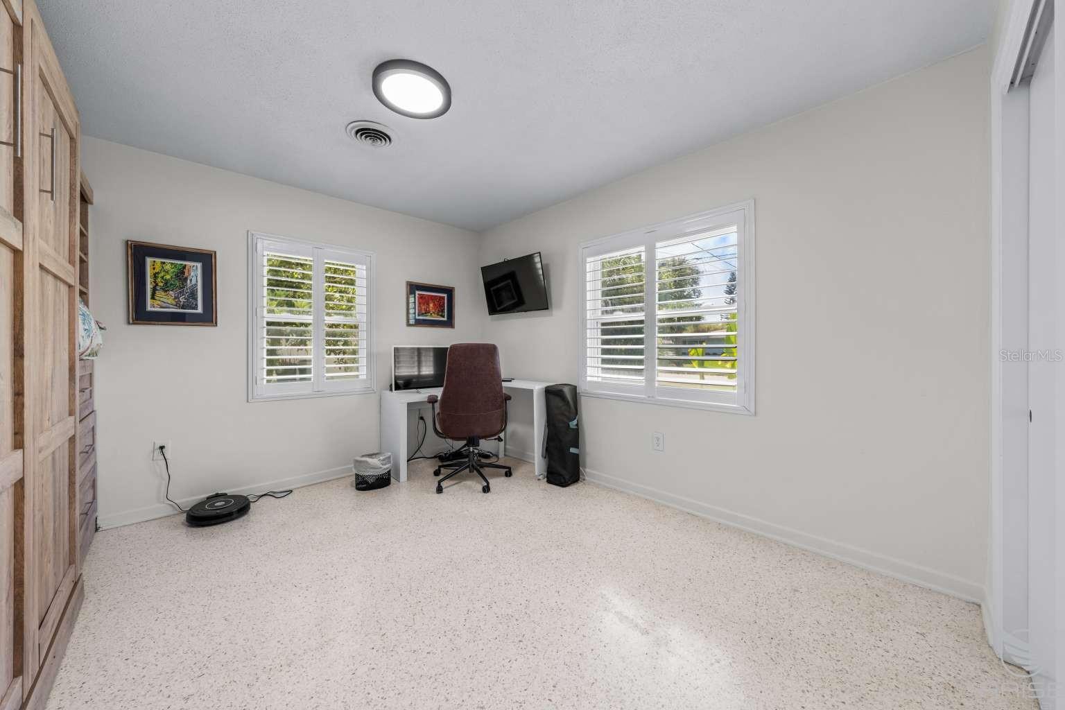Image 19 of 100 For 812 13th Avenue