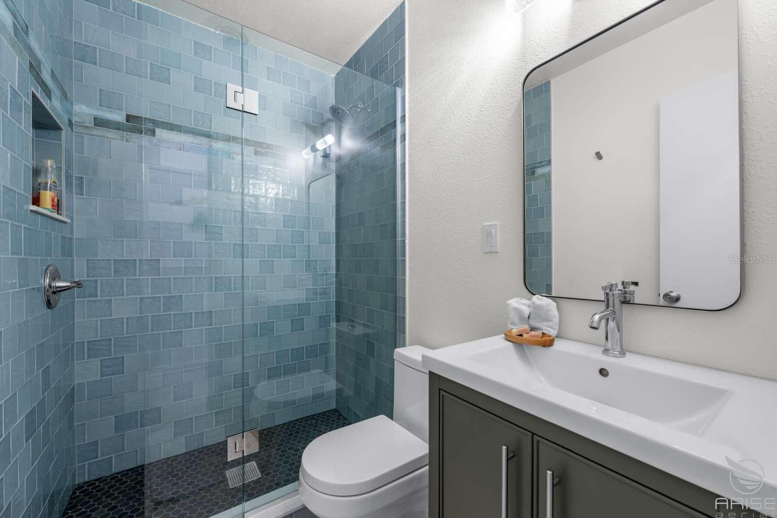 Image 21 of 100 For 812 13th Avenue