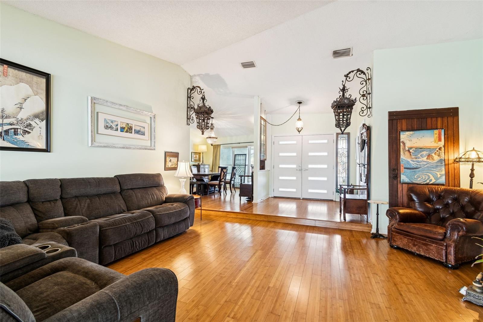 Image 15 of 85 For 4616 Westford Circle