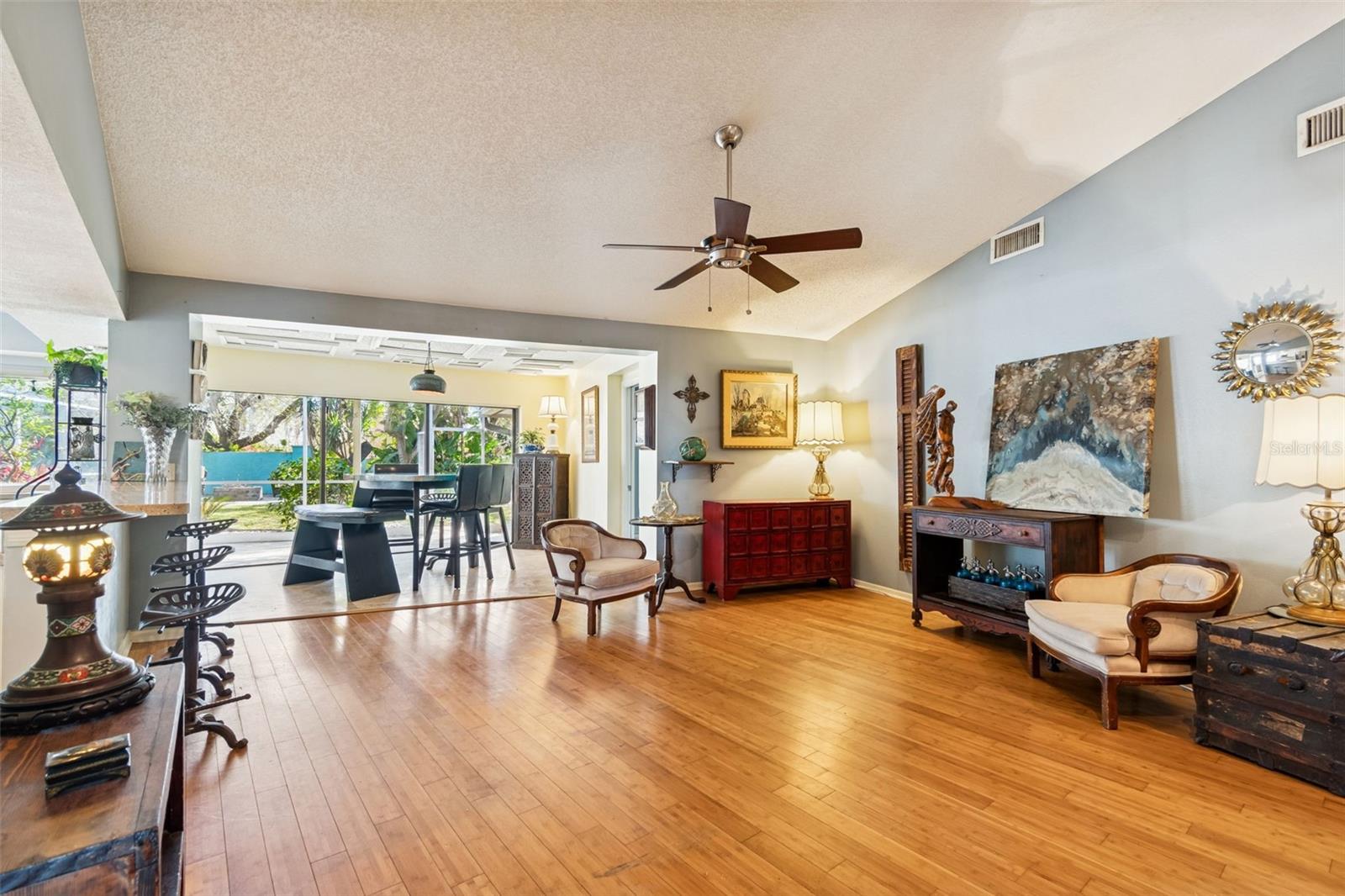 Image 17 of 85 For 4616 Westford Circle