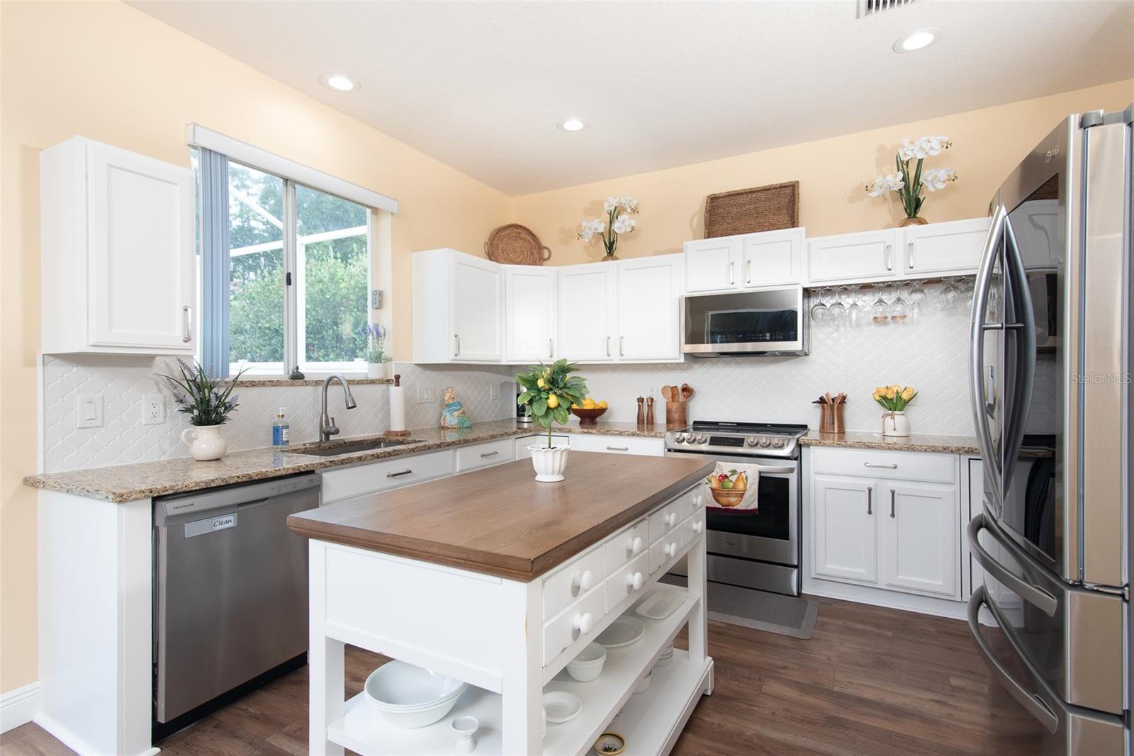 Image 37 of 88 For 21511 Wilderness Lake Boulevard