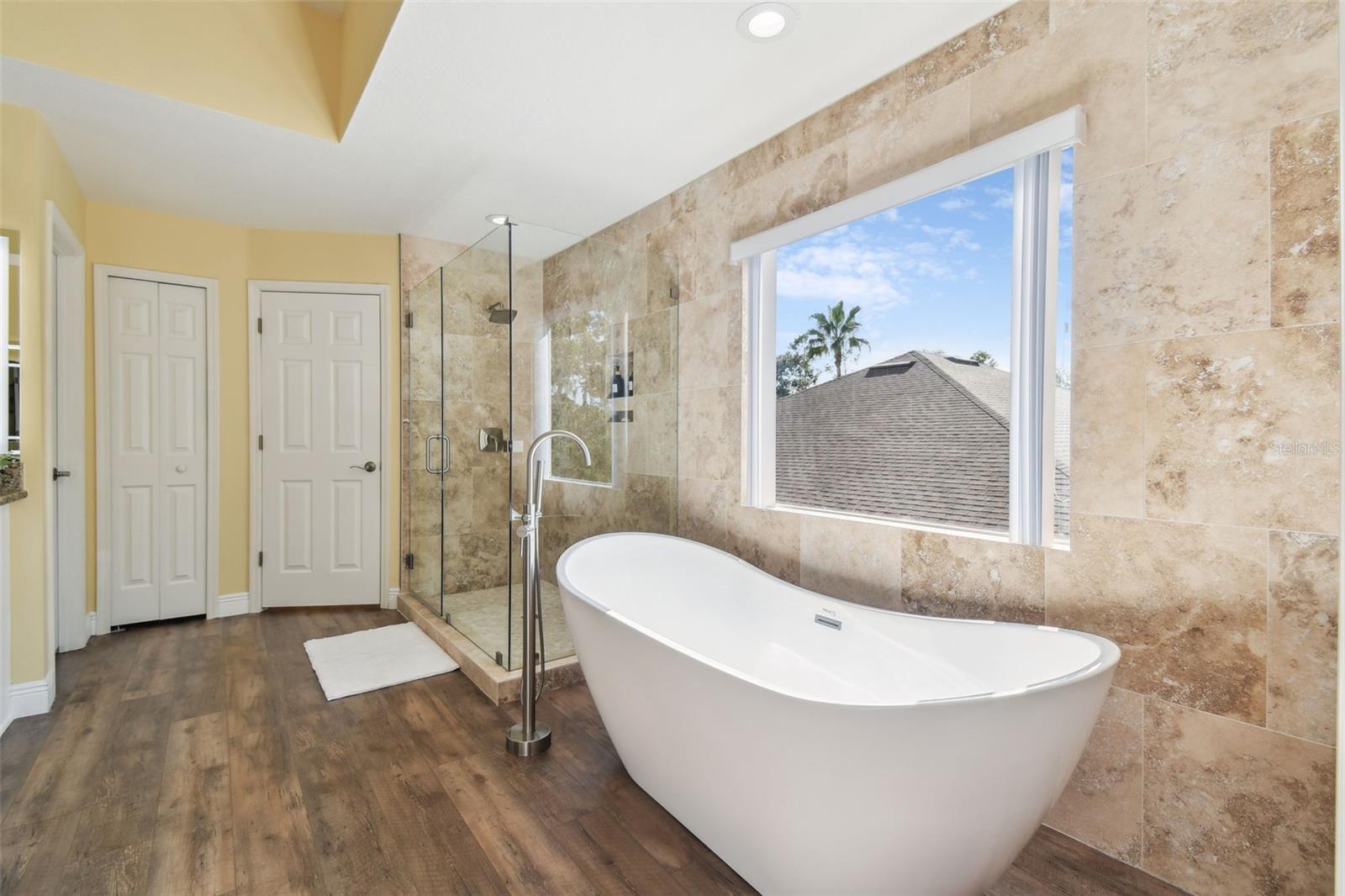 Image 56 of 88 For 21511 Wilderness Lake Boulevard