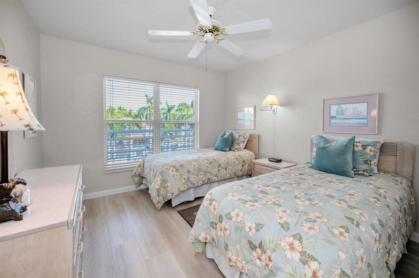 Image 12 of 24 For 6085 Bahia Del Mar Circle 467