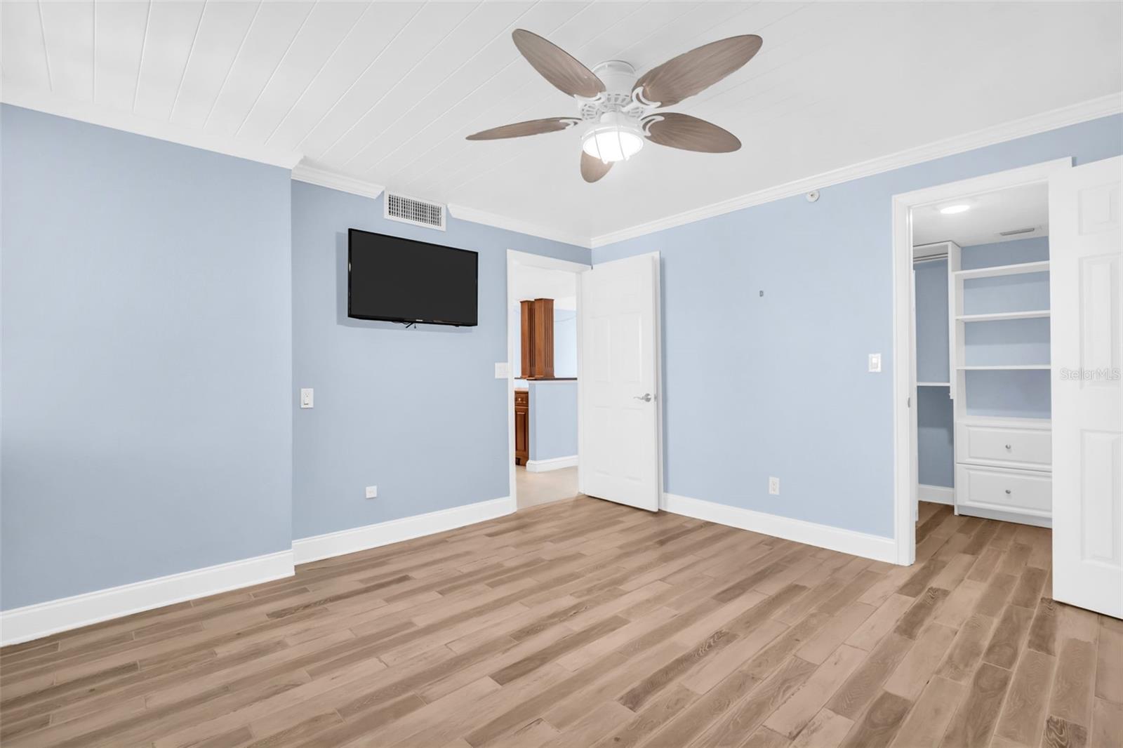 Image 17 of 38 For 17900 Gulf Boulevard 12a