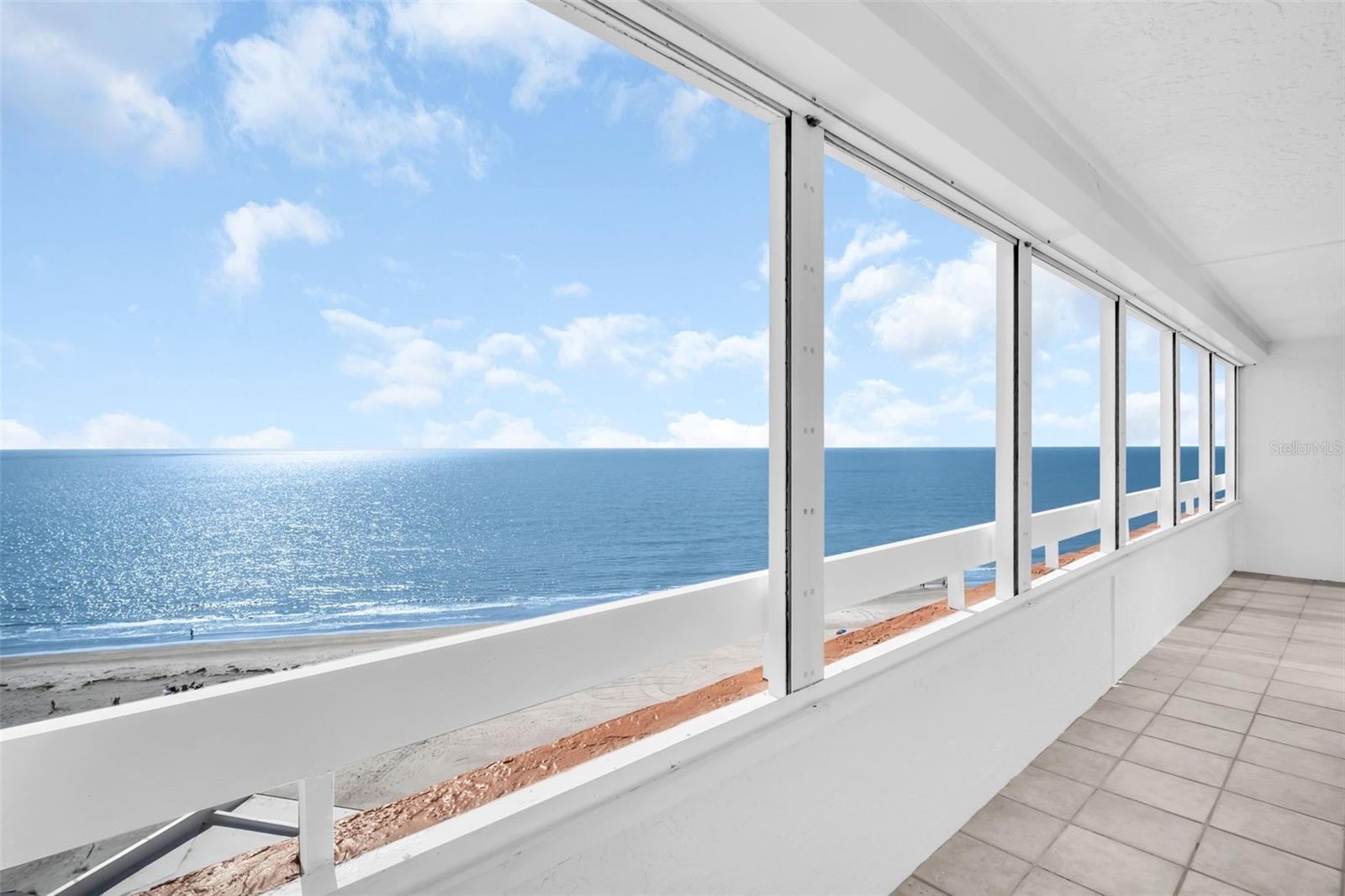 Image 28 of 38 For 17900 Gulf Boulevard 12a