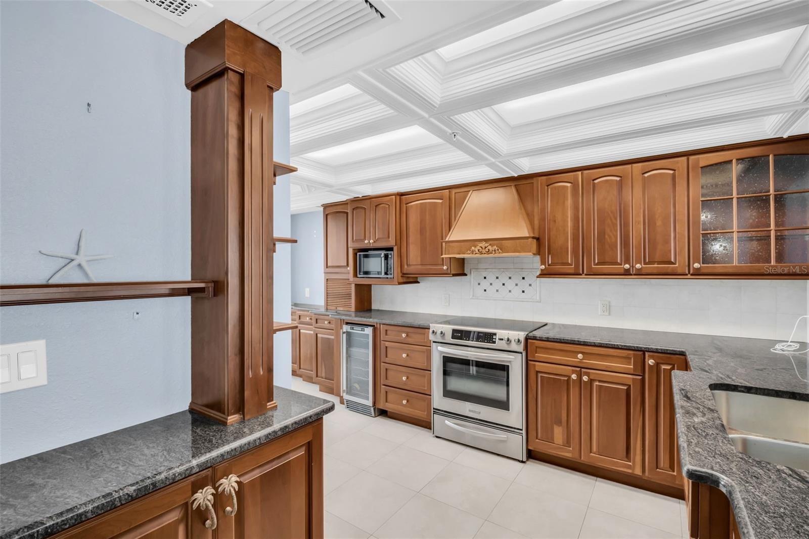 Image 7 of 38 For 17900 Gulf Boulevard 12a