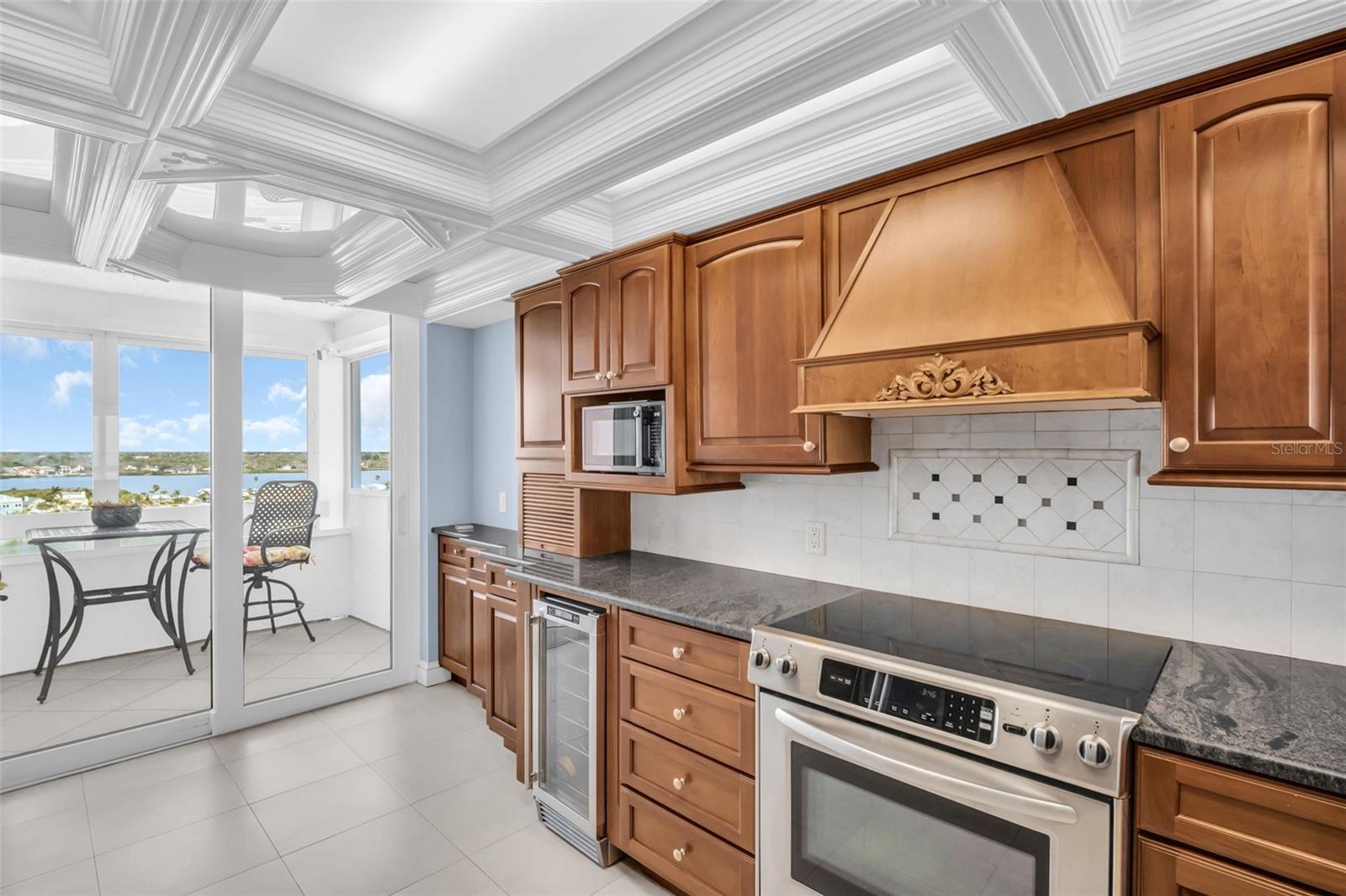 Image 8 of 38 For 17900 Gulf Boulevard 12a