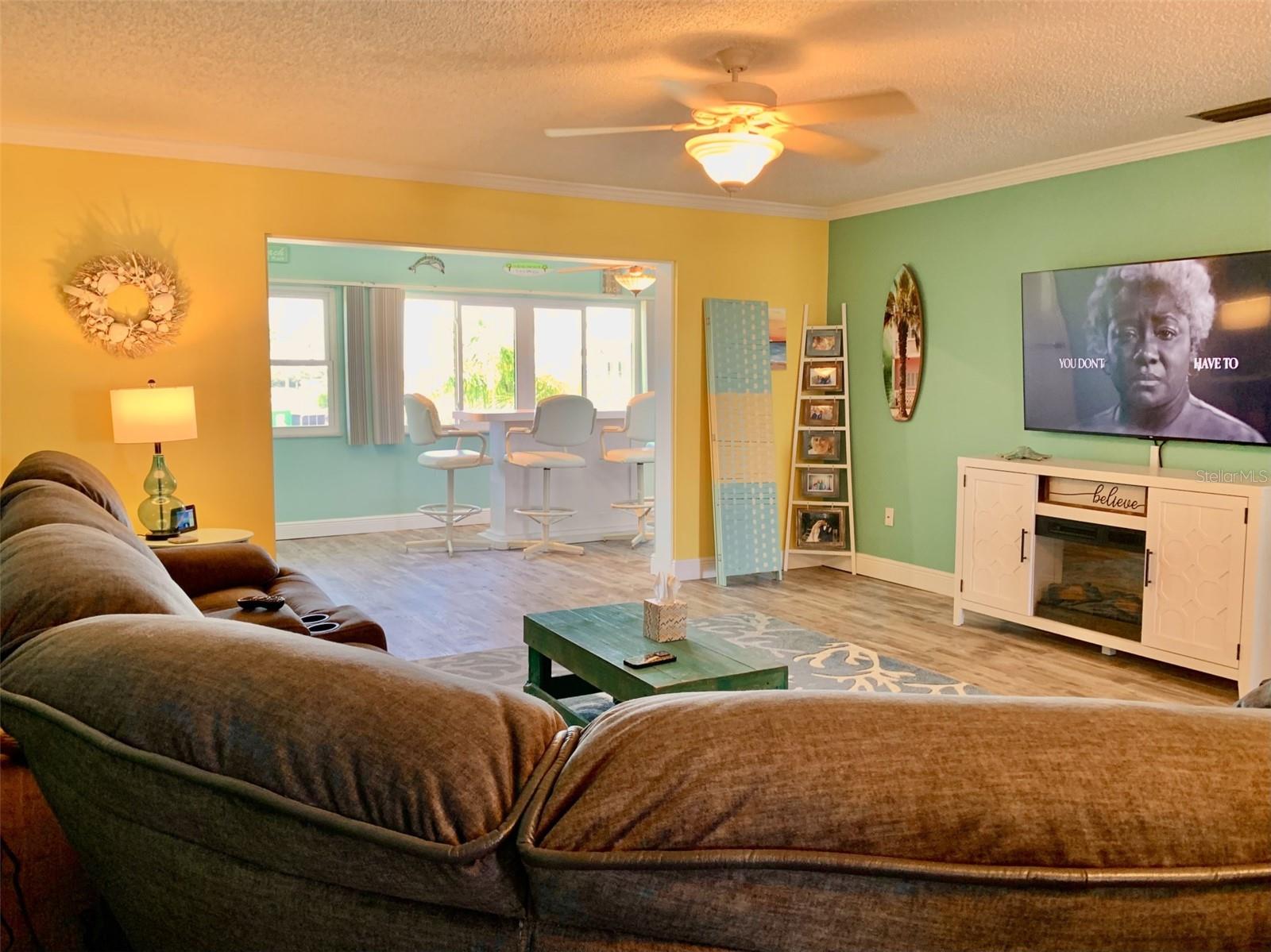 Image 17 of 54 For 4678 Marine Parkway 305