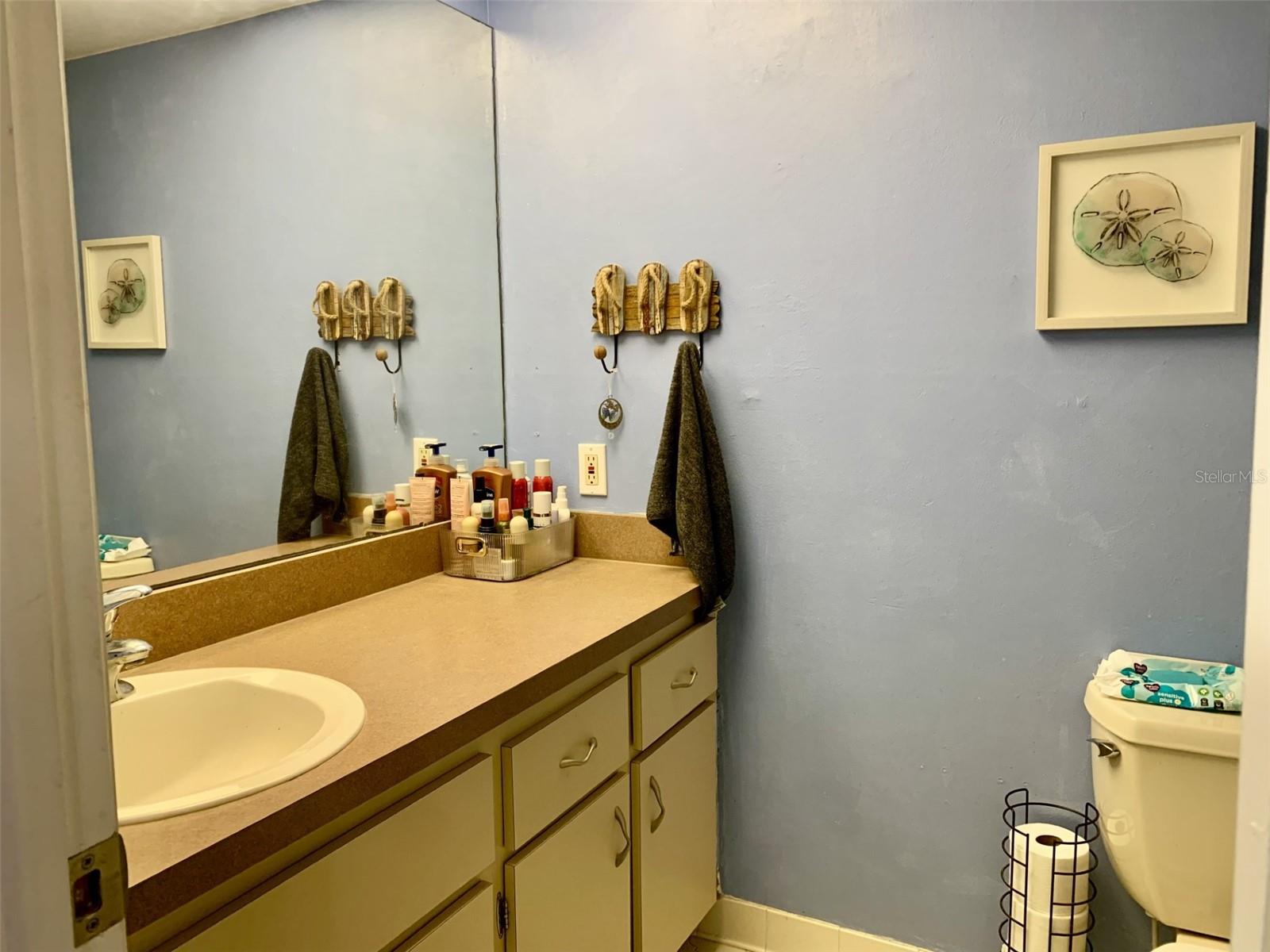 Image 23 of 54 For 4678 Marine Parkway 305