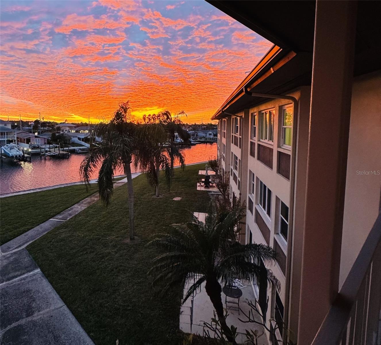 Image 39 of 54 For 4678 Marine Parkway 305