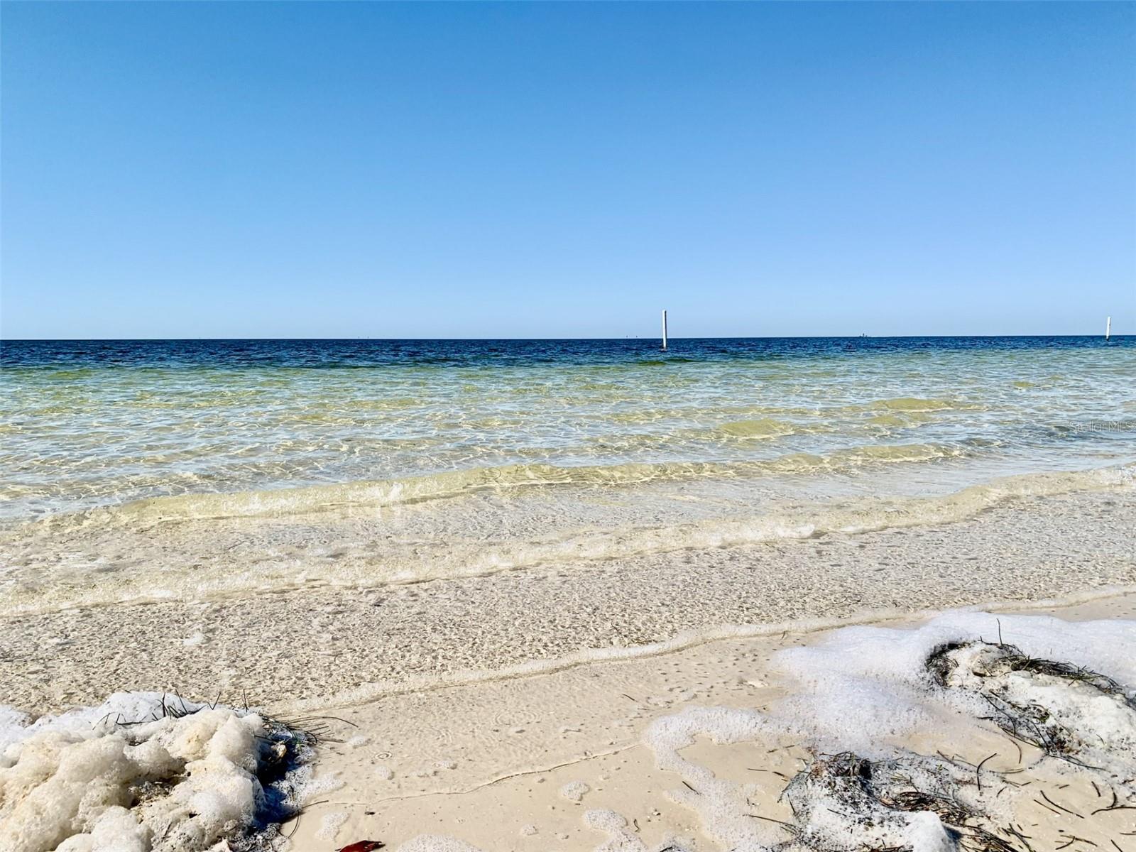 Image 43 of 54 For 4678 Marine Parkway 305