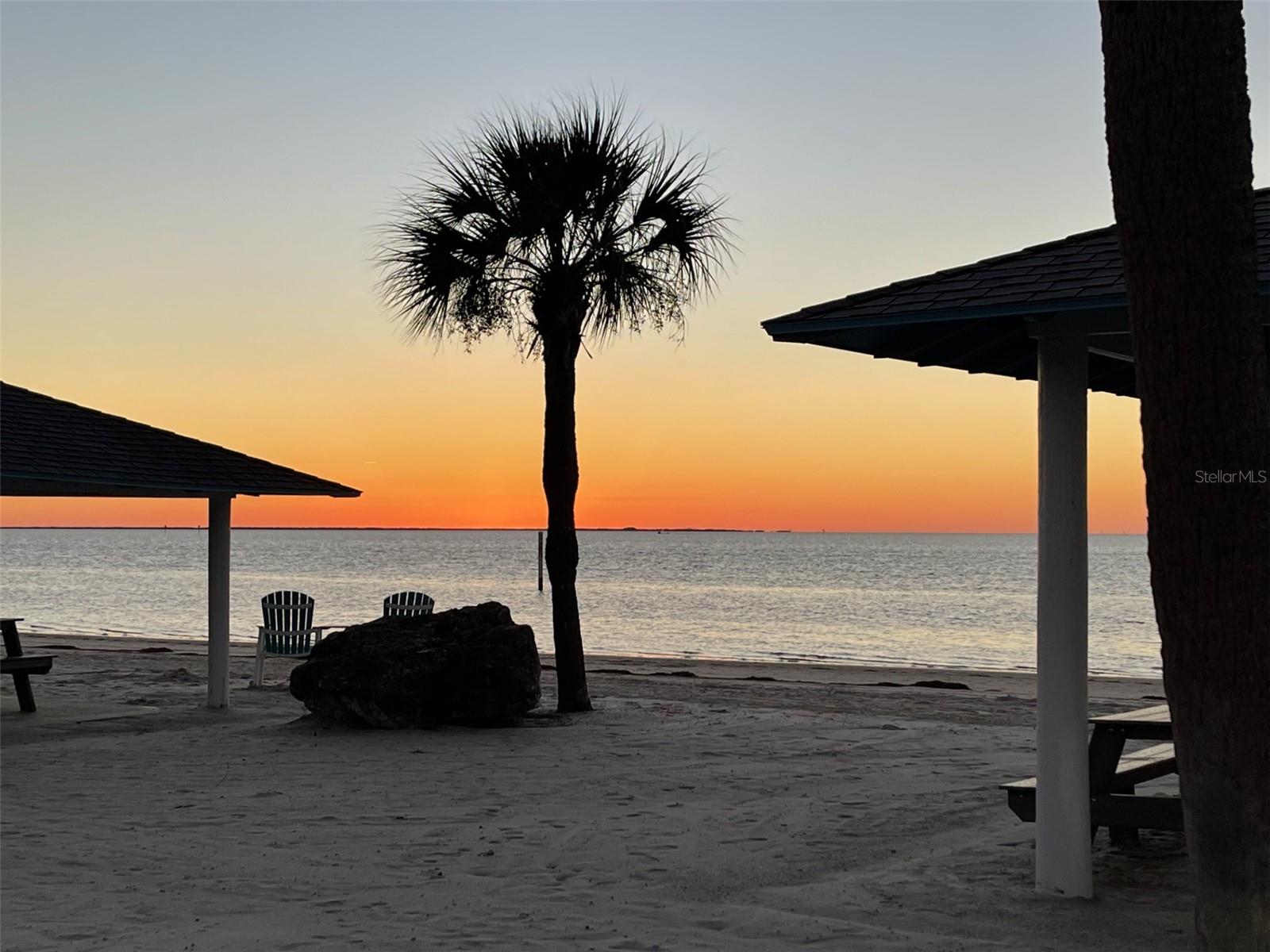 Image 47 of 54 For 4678 Marine Parkway 305