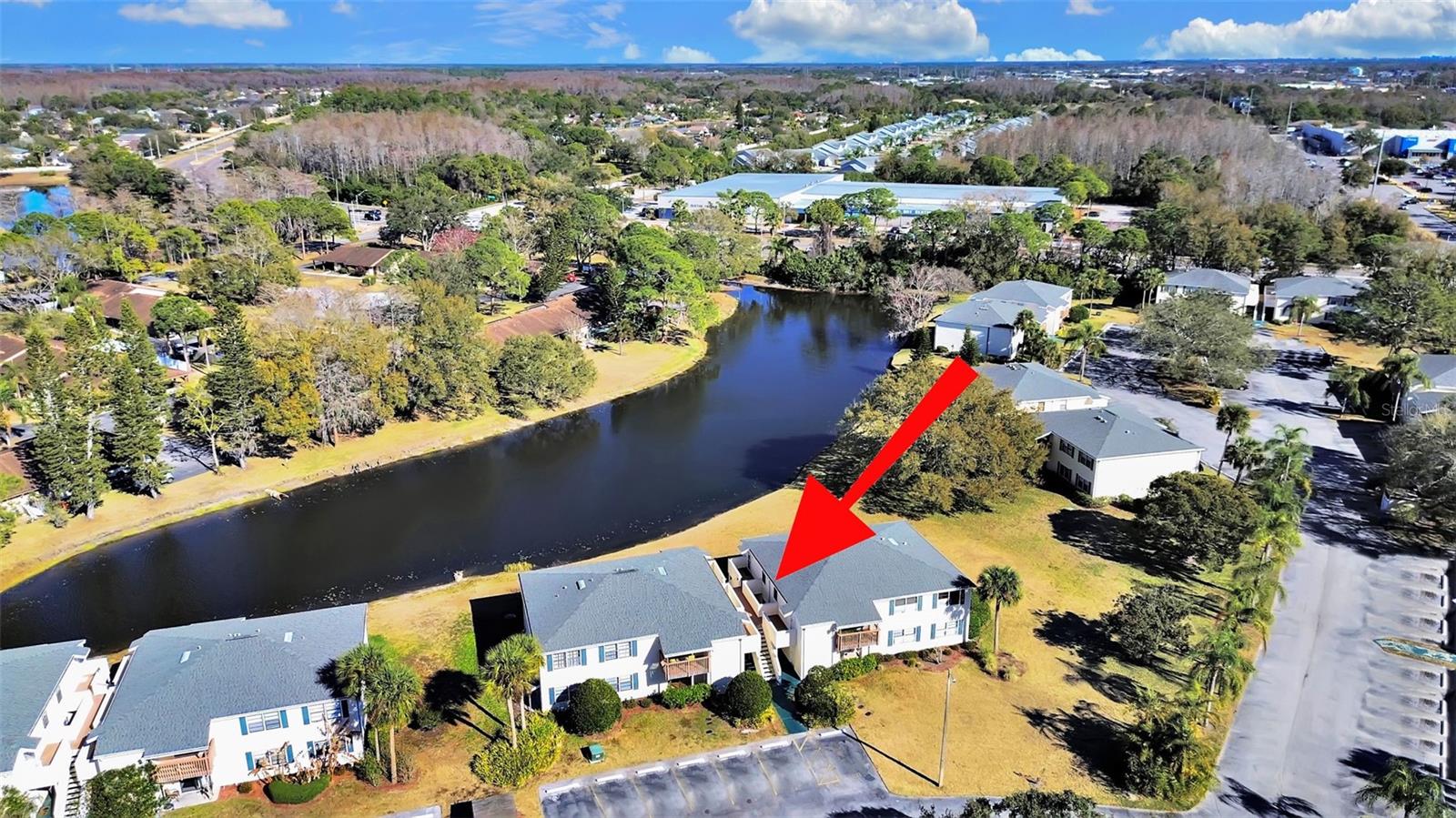 Listing photo id 6 for 129 Camphor Circle C