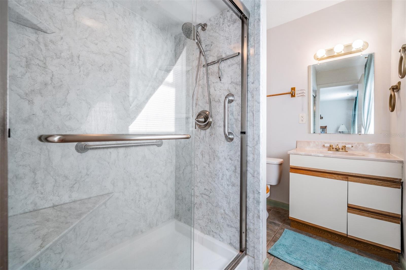 Image 30 of 34 For 6510 Spanish Moss Circle