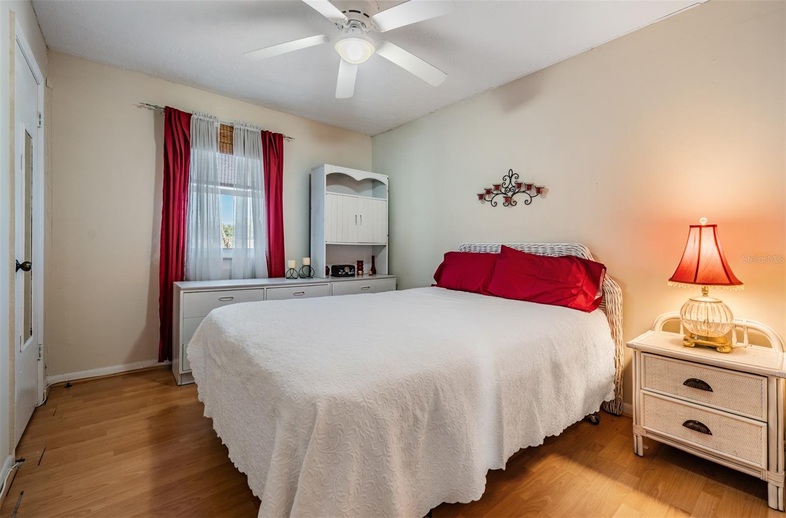 Image 31 of 34 For 6510 Spanish Moss Circle