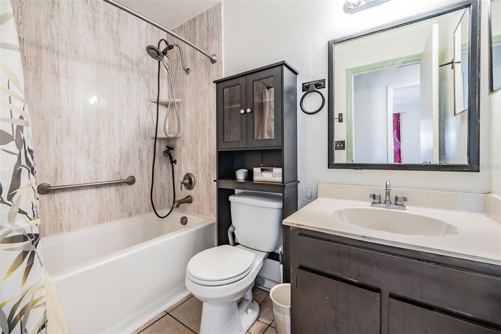 Image 32 of 34 For 6510 Spanish Moss Circle