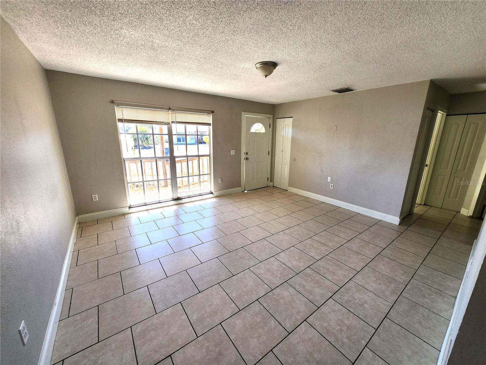 Image 3 of 13 For 7321 Exemplar Drive