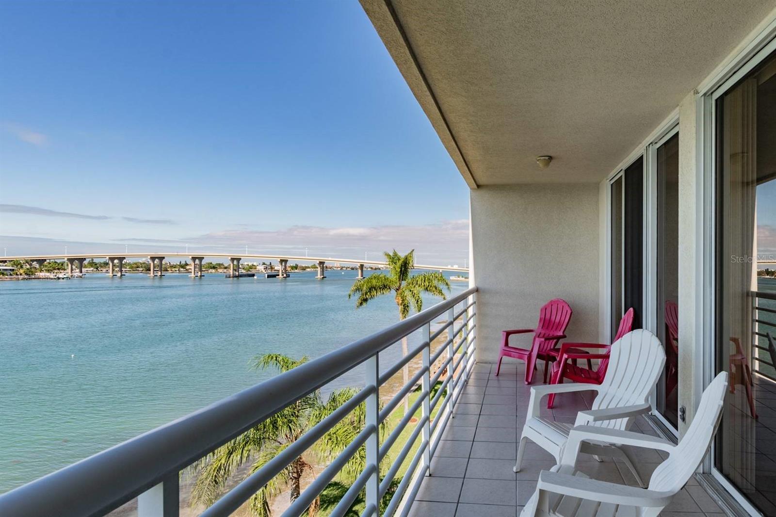 Image 23 of 32 For 6085 Bahia Del Mar Circle 468