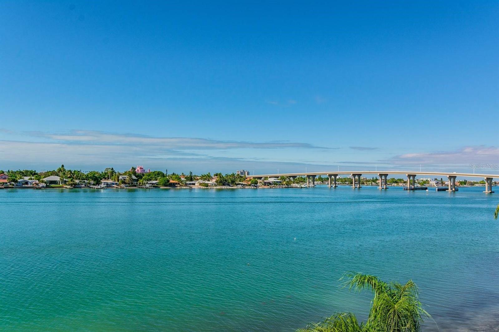 Image 3 of 32 For 6085 Bahia Del Mar Circle 468