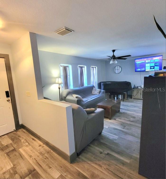 Image 17 of 67 For 28800 Walker Drive