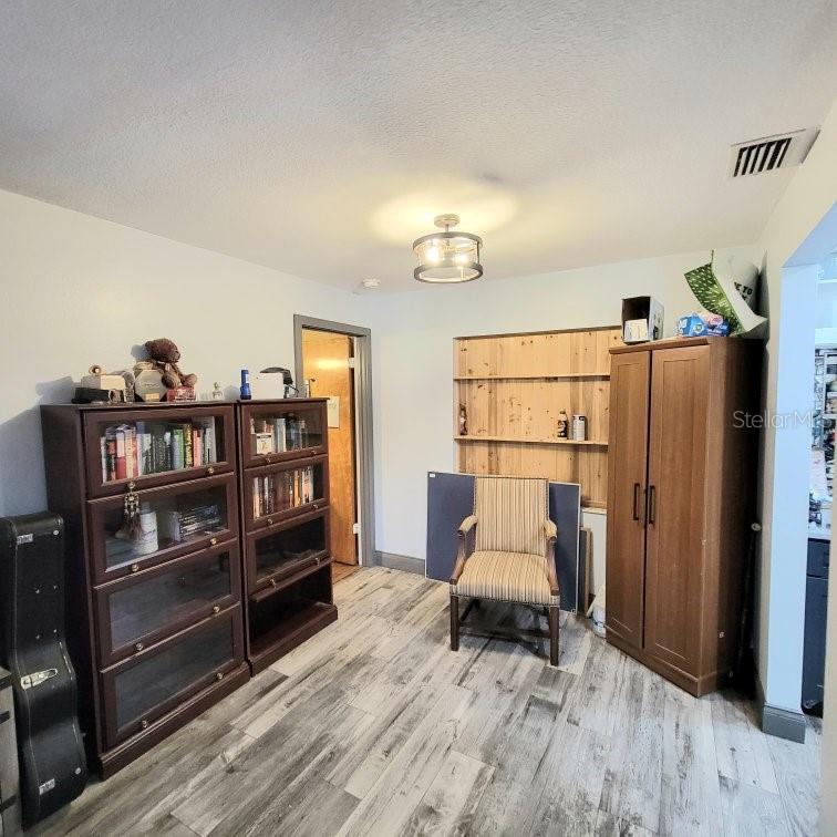 Image 20 of 67 For 28800 Walker Drive