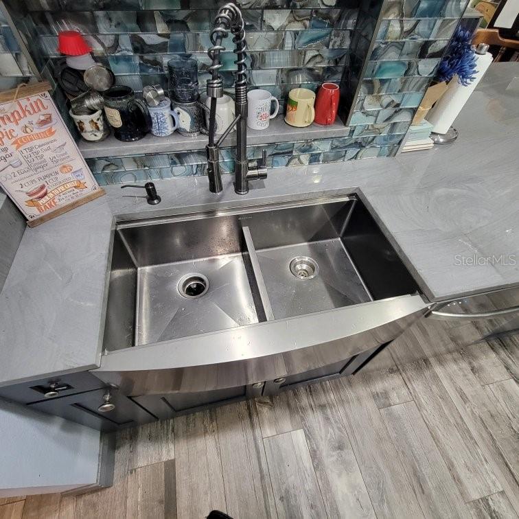 Image 25 of 67 For 28800 Walker Drive