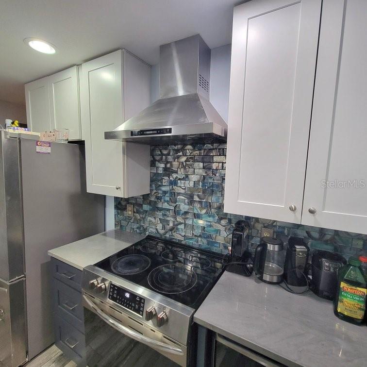 Image 28 of 67 For 28800 Walker Drive