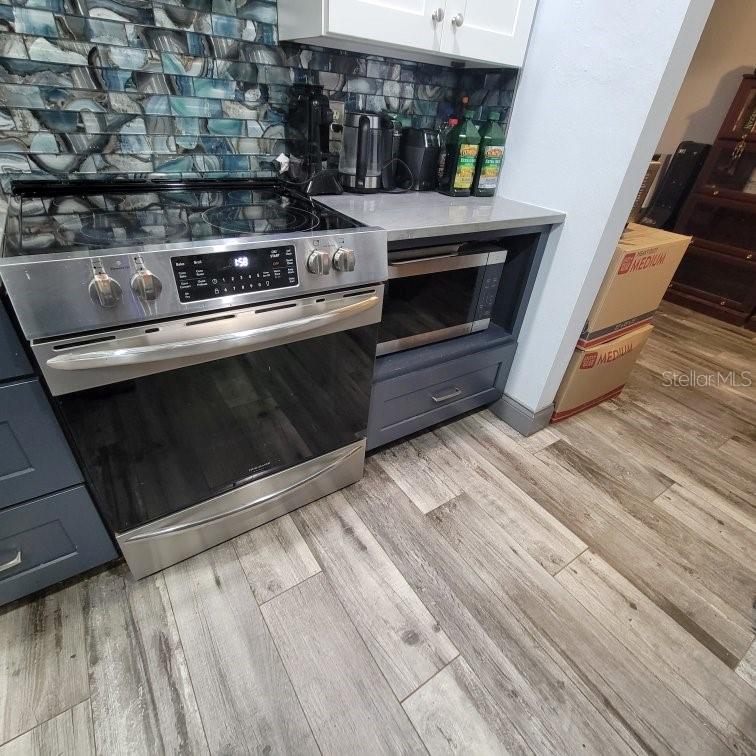 Image 34 of 67 For 28800 Walker Drive