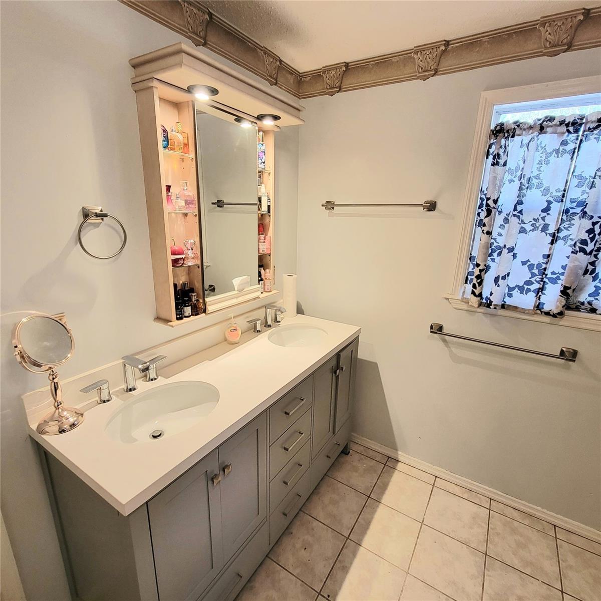 Image 44 of 67 For 28800 Walker Drive