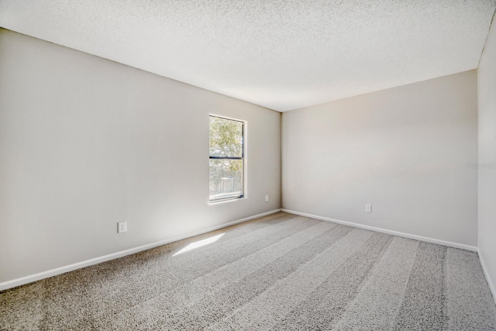 Image 19 of 28 For 239 Dempsey Way