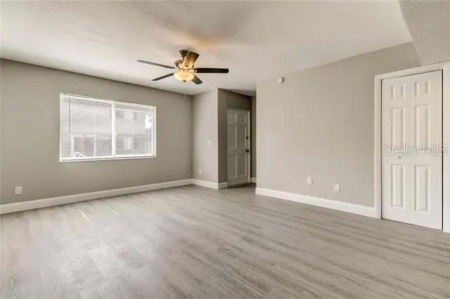 Image 14 of 22 For 300 6th Street N W2